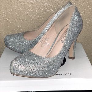 Silver Heels!